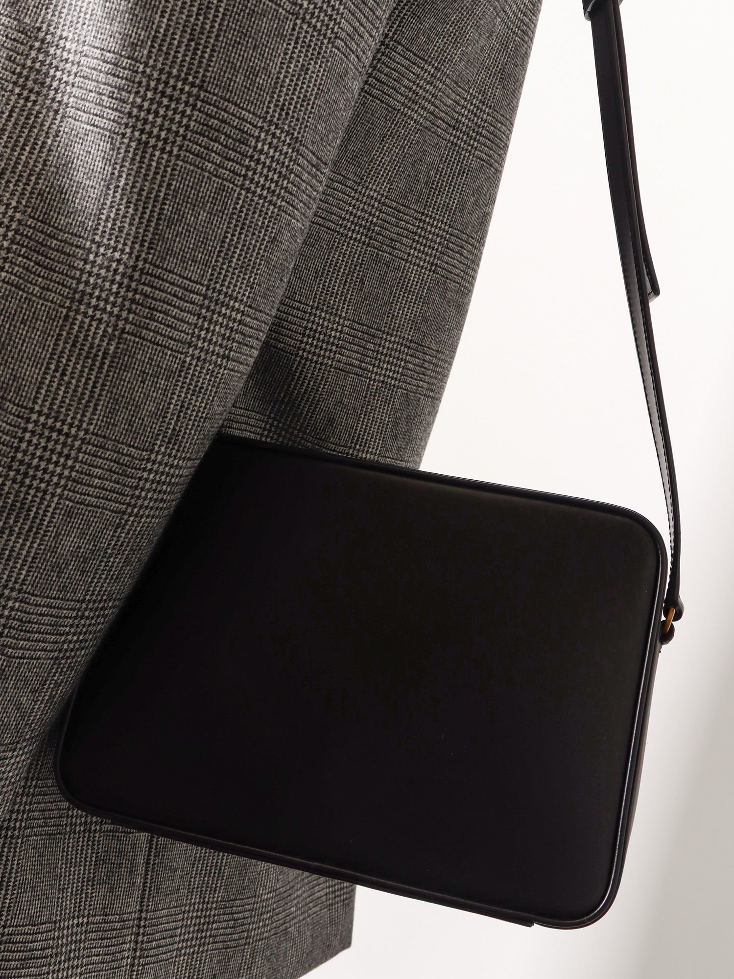 Saint Laurent Women's Leather Camera Bag Shoulder Bag Black