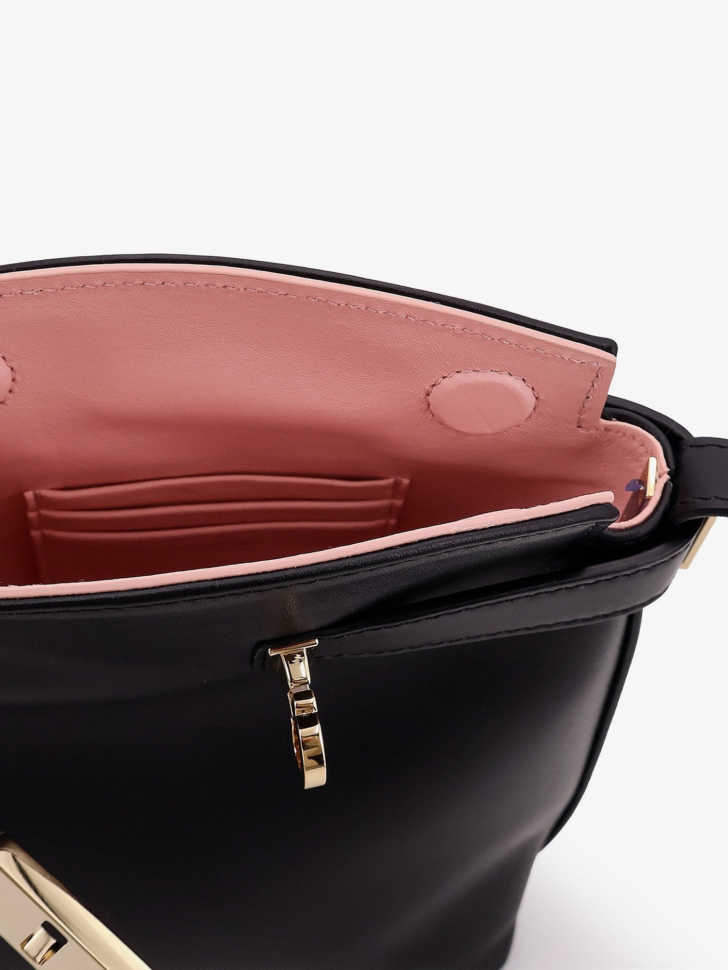 Ferragamo Women's Leather Crossbody Bag Black