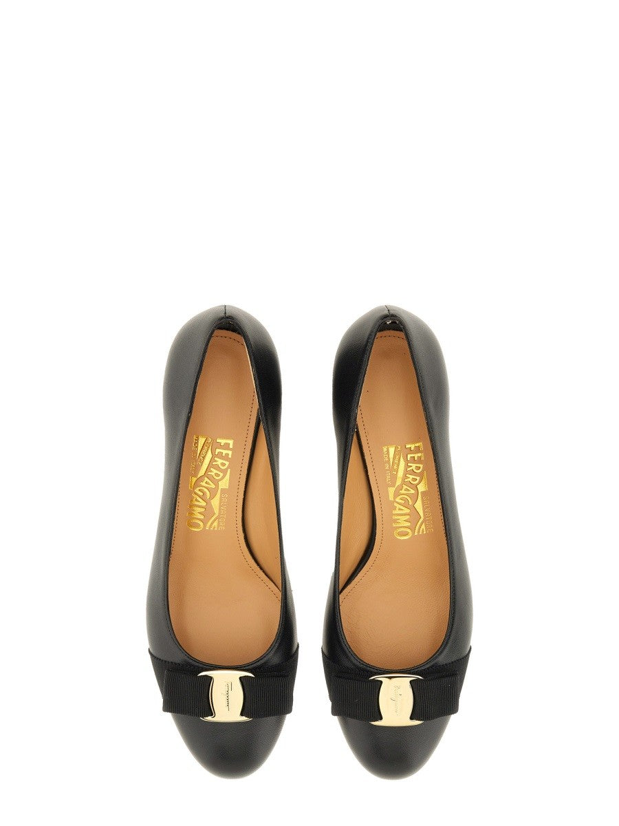 Ferragamo Women's Leather Vara Shoe Black
