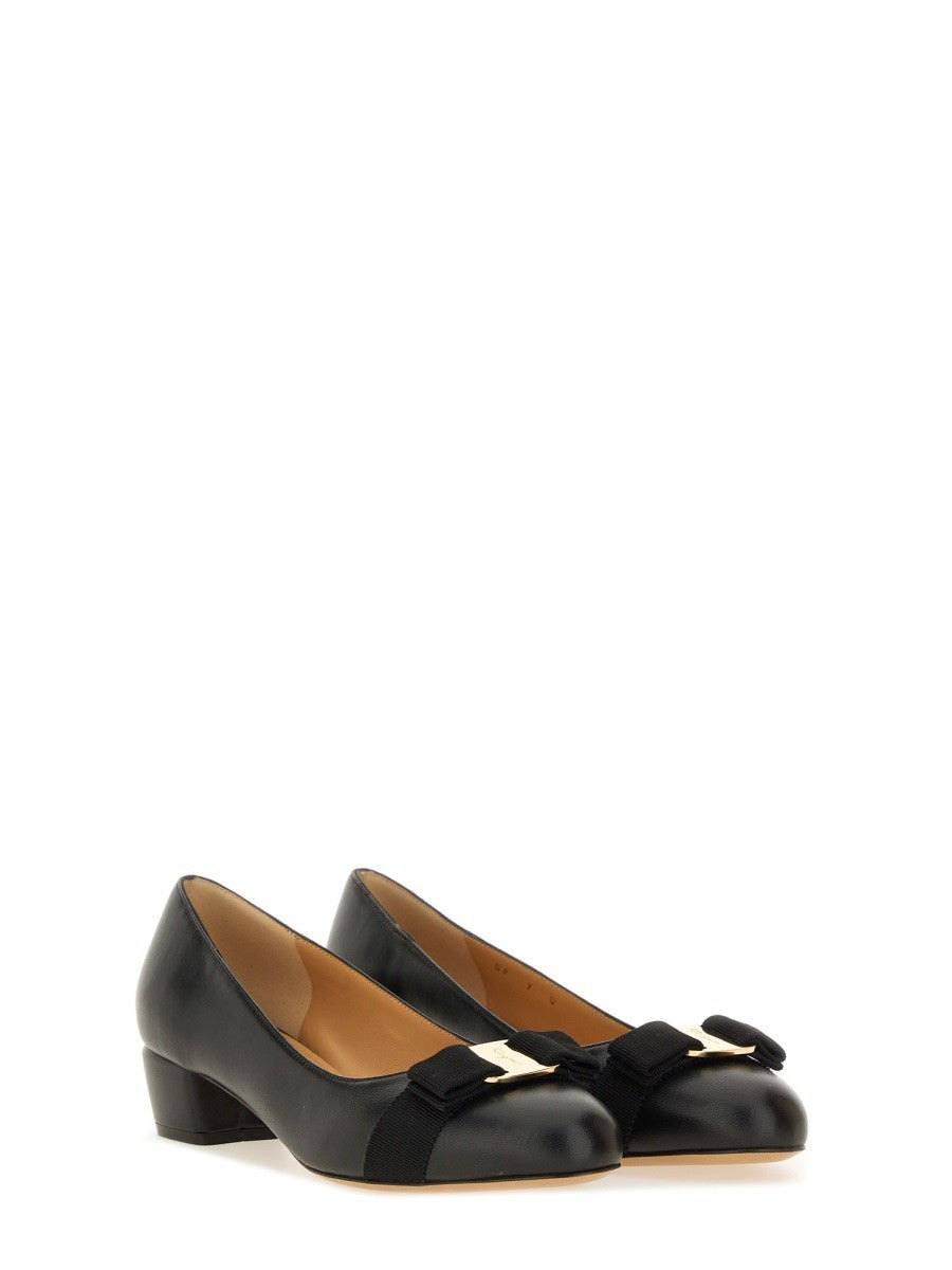 Ferragamo Women's Leather Vara Shoe Black