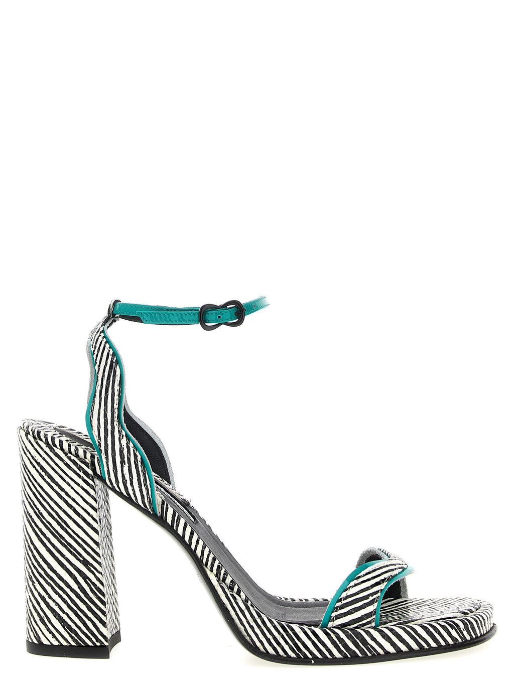 Freelance Liza Sandals Gold