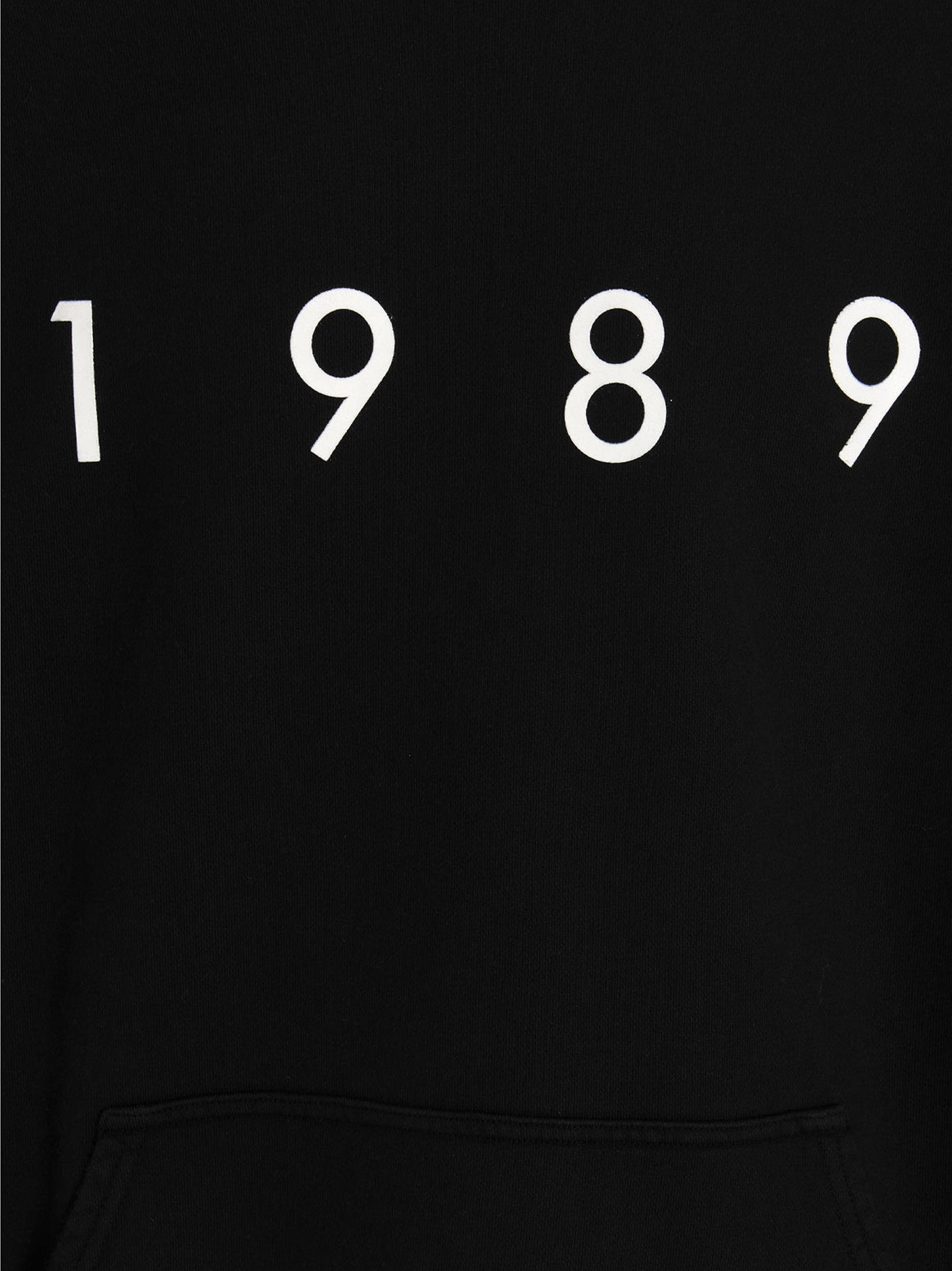 1989 STUDIO Hoodie Black