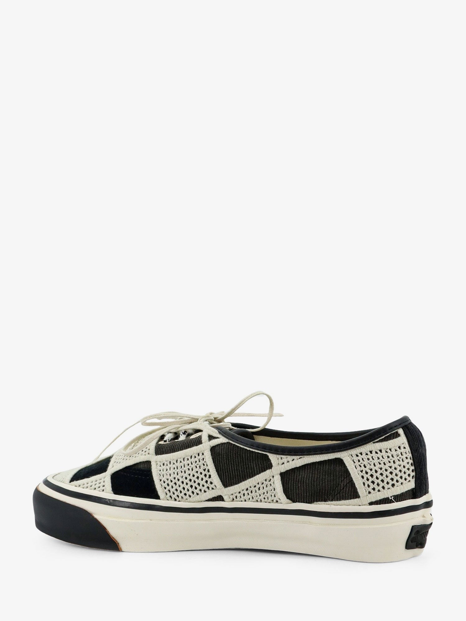 Vans Women's Lx Authentic Sneakers Black