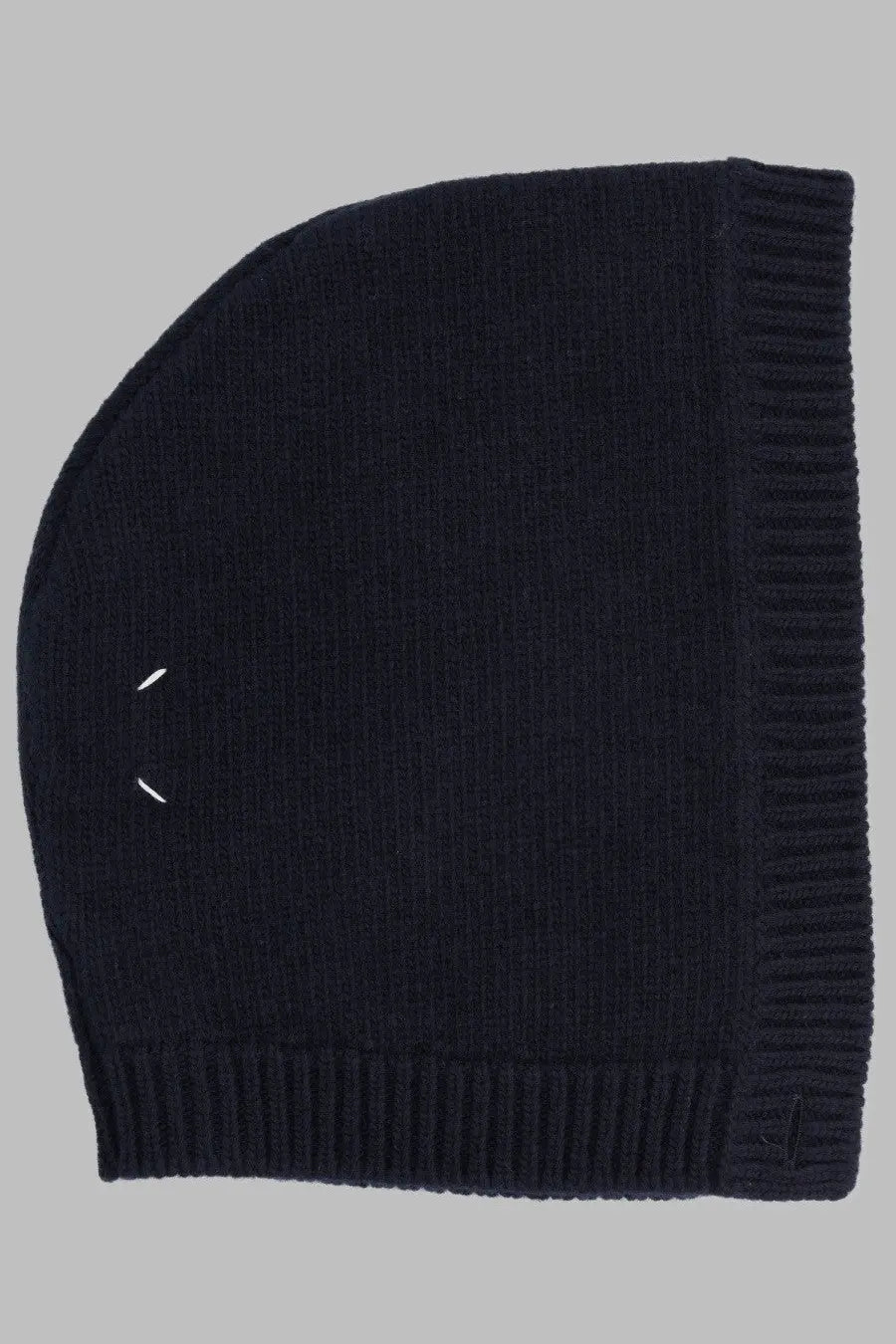Maison margiela men’s black knitted beanie with ribbed edge and white stitch marks in wool material