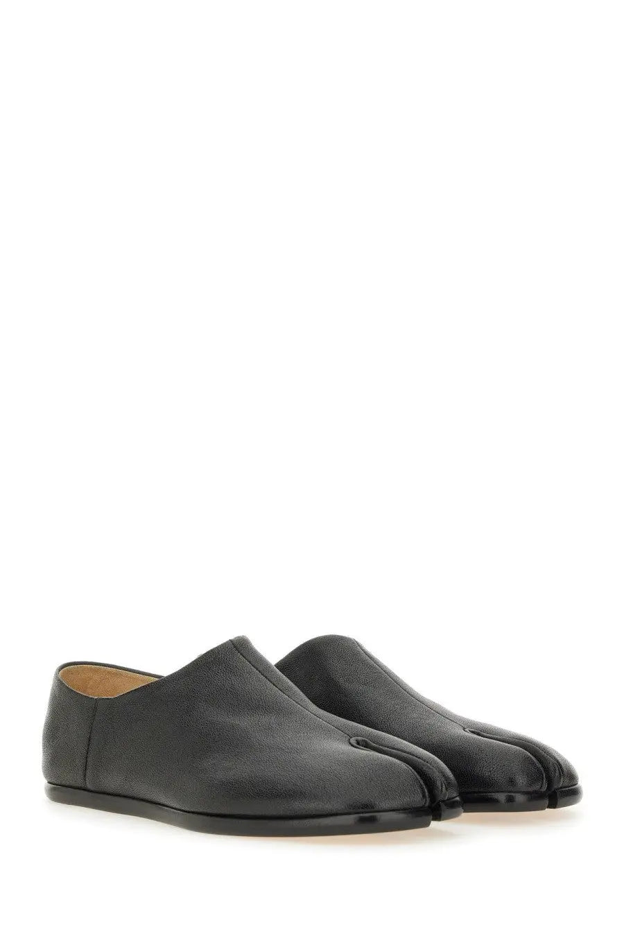 Maison Margiela men’s black leather tabi mules with minimalist design and stitched toe separation visible from front