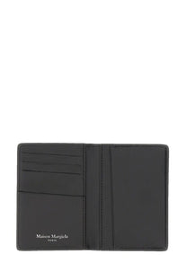 Maison margiela men’s portacarte bi fold black leather wallet with minimalist design and branding on the interior
