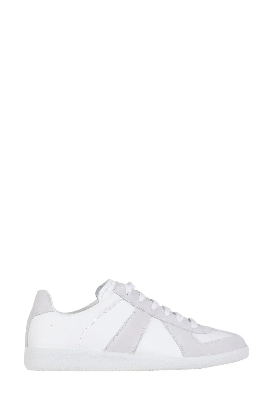 Maison Margiela men’s replica sneaker white low-top with white and light gray minimalist contrasting panels