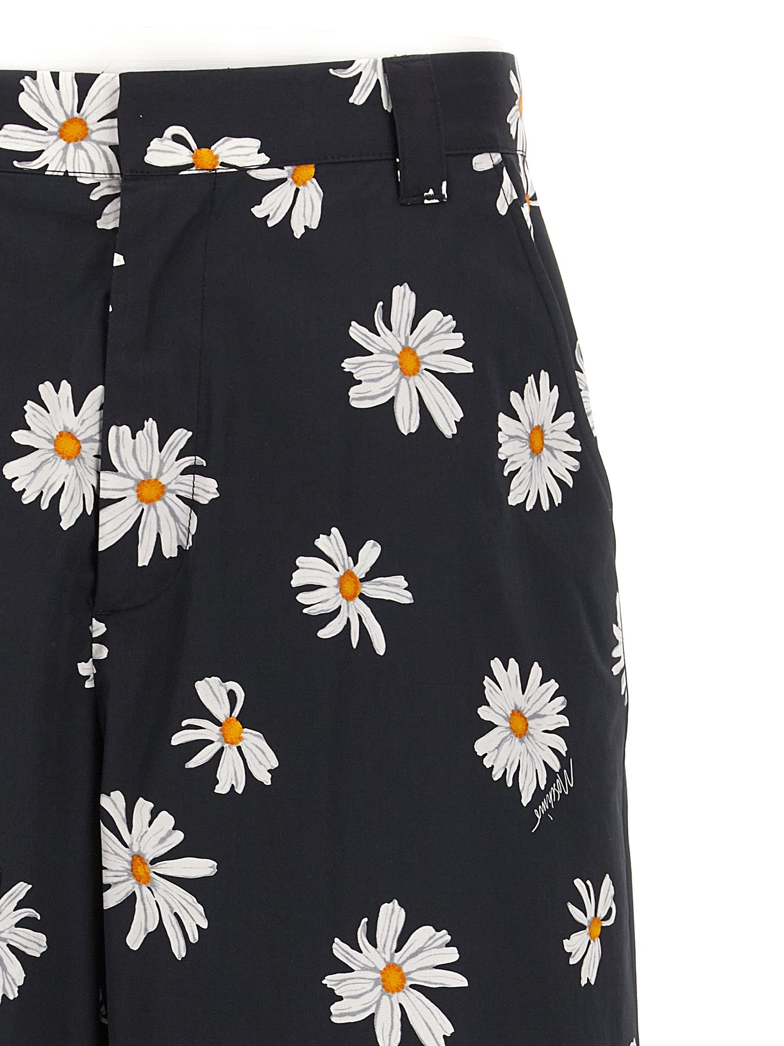 Moschino Margherite Print Bermuda Shorts Black