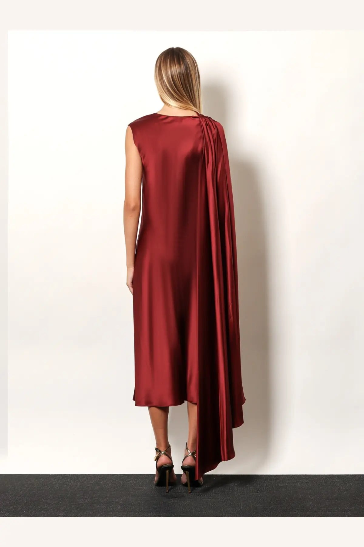 Max Mara women’s Edolo silk dress in red with a sleek satin finish and draped asymmetrical capelet detail