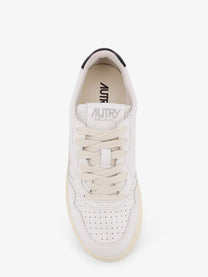 AUTRY Women's Medalist Leather Sneakers White