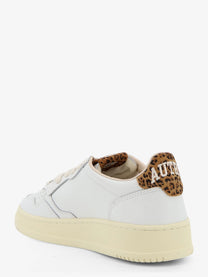AUTRY Women's Medalist Leather Sneakers White