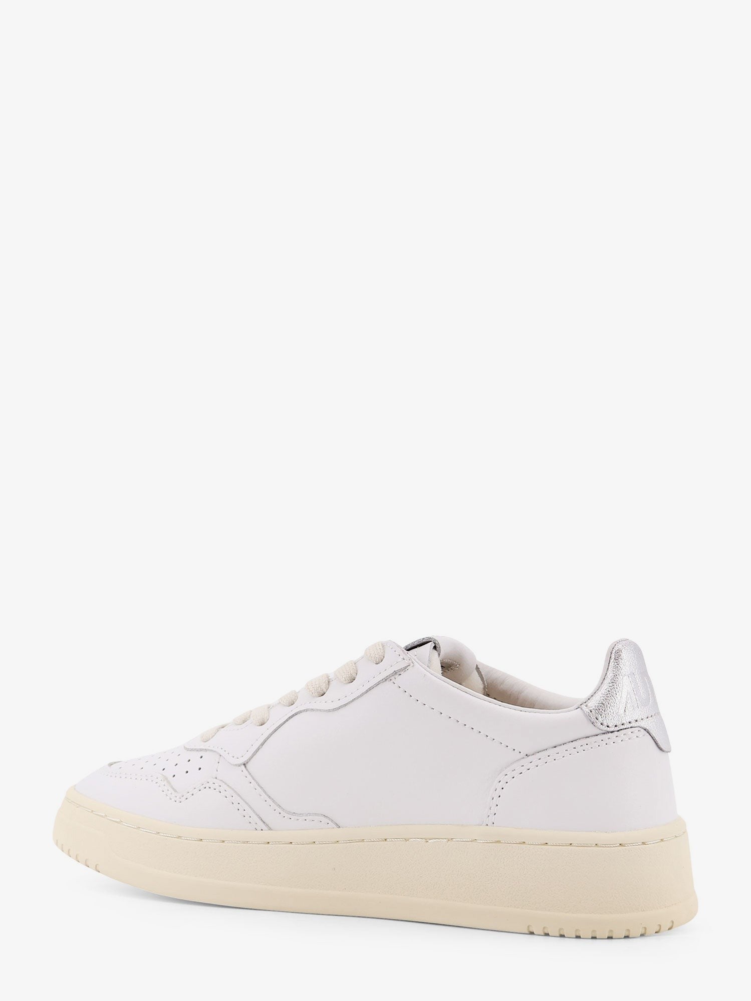 AUTRY Women's Medalist Leather Sneakers White