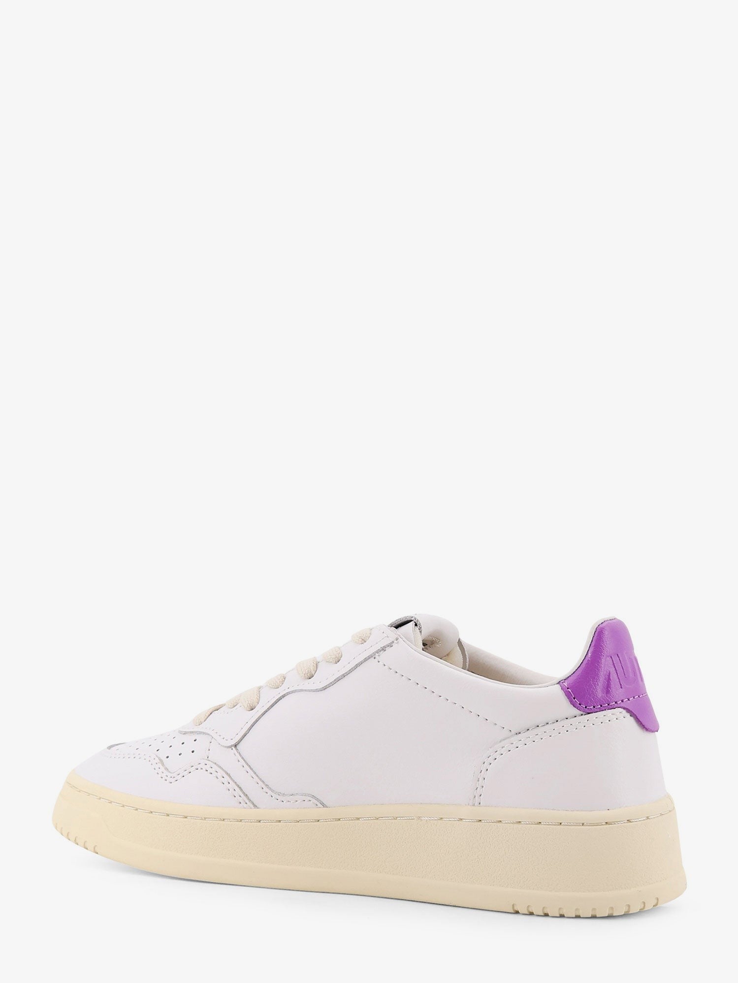 AUTRY Women's Medalist Low Leather Sneakers White
