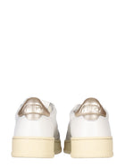 AUTRY Women's Medalist Low Sneaker White, view 3