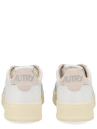 AUTRY Women's Medalist Low Sneaker White, view 4