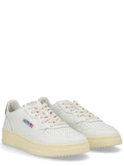 AUTRY Women's Medalist Low Sneaker White