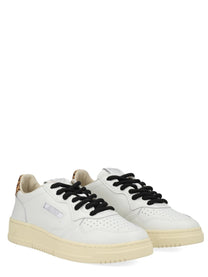 AUTRY Women's Medalist Low Sneaker Multicolor