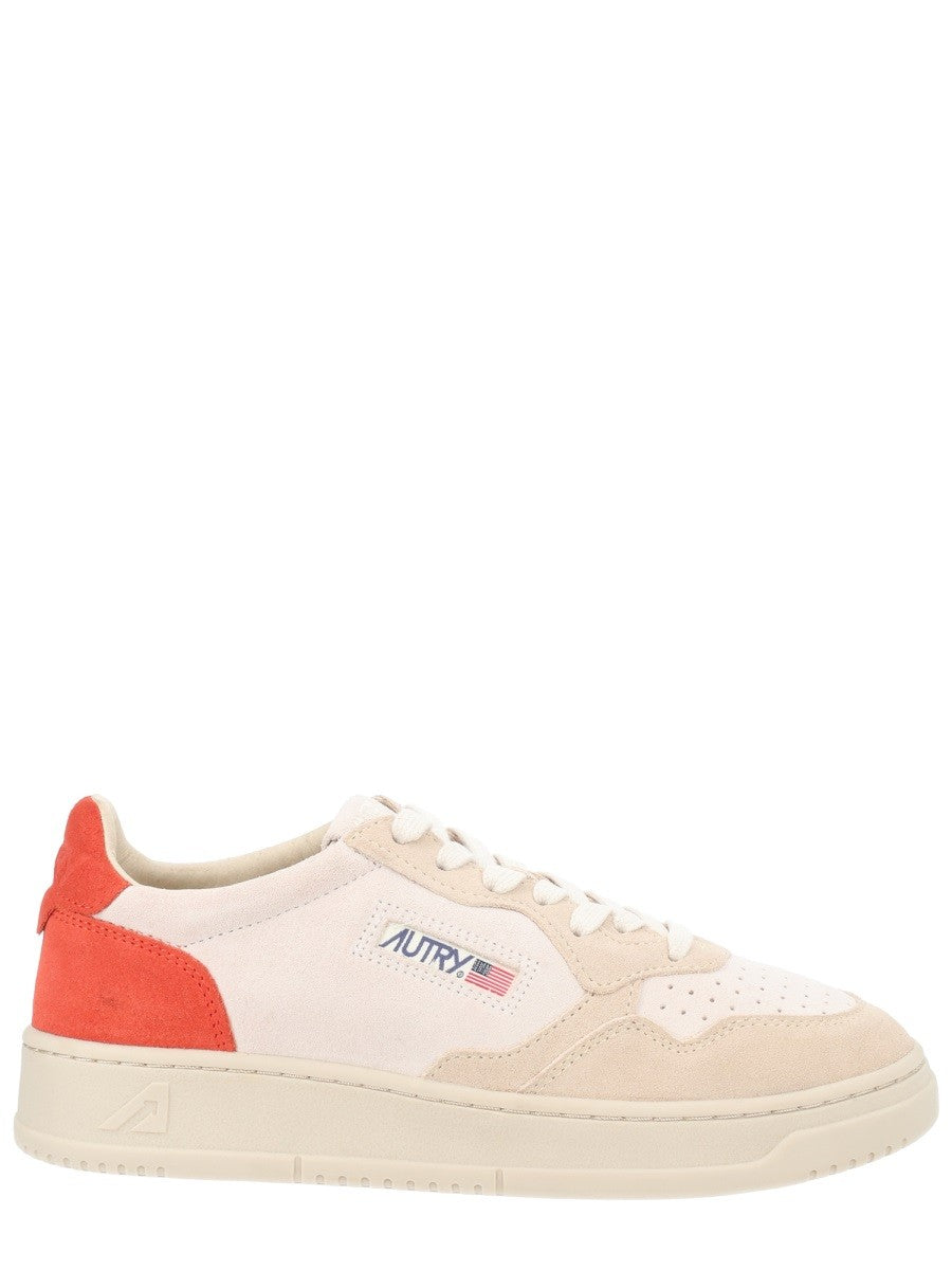 AUTRY Women's Medalist Low Sneaker Multicolor AUTRY