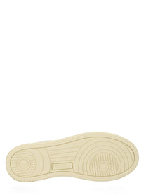 AUTRY Women's Medalist Low Sneaker Multicolor