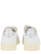 AUTRY Women's Medalist Low Sneaker White, view 3