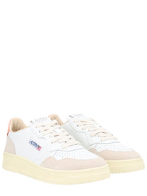 AUTRY Women's Medalist Low Sneaker Multicolor