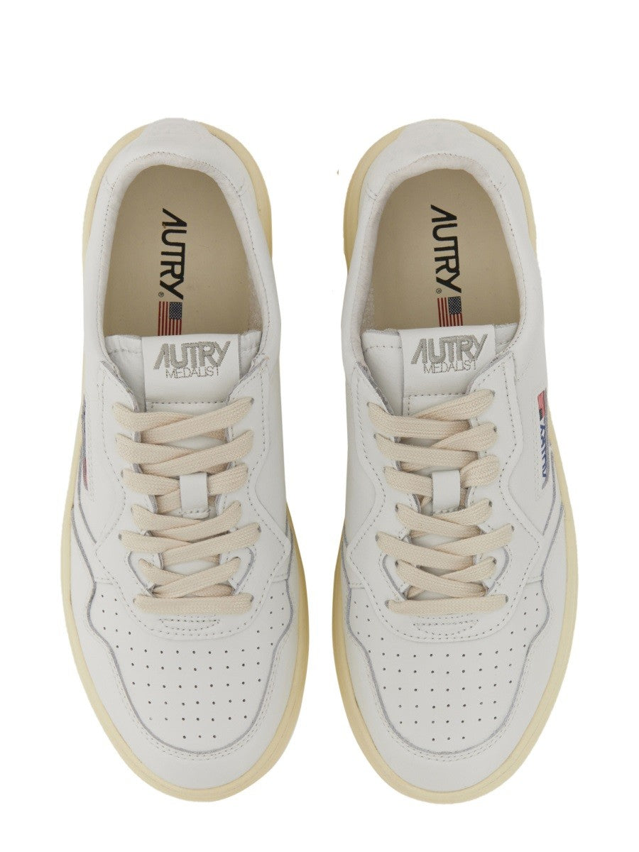 AUTRY Men's Medalist Low Sneaker White