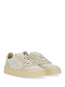 Autry Women's Medalist Low Sneaker White AUTRY