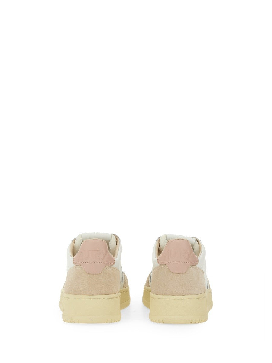 AUTRY Women's Sneaker Medalist Low White