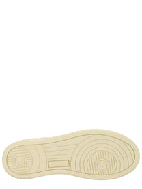 AUTRY Women's Medalist Low Sneaker White, view 5