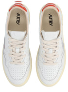 AUTRY Women's Medalist Low Sneaker White, view 5