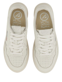 Autry Women's Medalist Low Sneaker White AUTRY