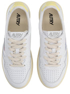 AUTRY Women's Medalist Low Sneaker White, view 6