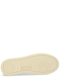 AUTRY Women's Medalist Low Sneaker White