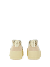 Autry Women's Medalist Platform Sneaker White AUTRY