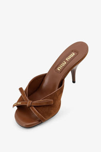 Brown suede miu miu womens mule sandal with bow detail on the toe strap in rovere color