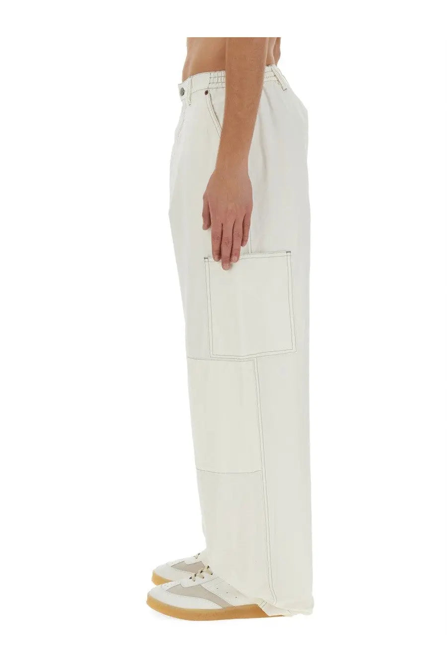 Mm6 Maison Margiela men’s white cotton canvas wide-leg trousers with relaxed fit patch pockets and contrasting stitching