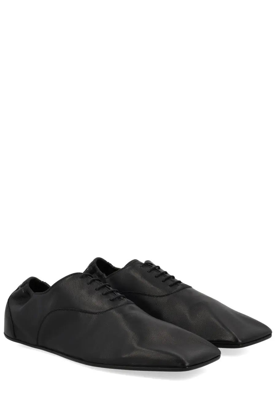 Mm6 maison margiela men’s scarpe travel derby black leather lace-up shoes with sleek minimalist design and square toe
