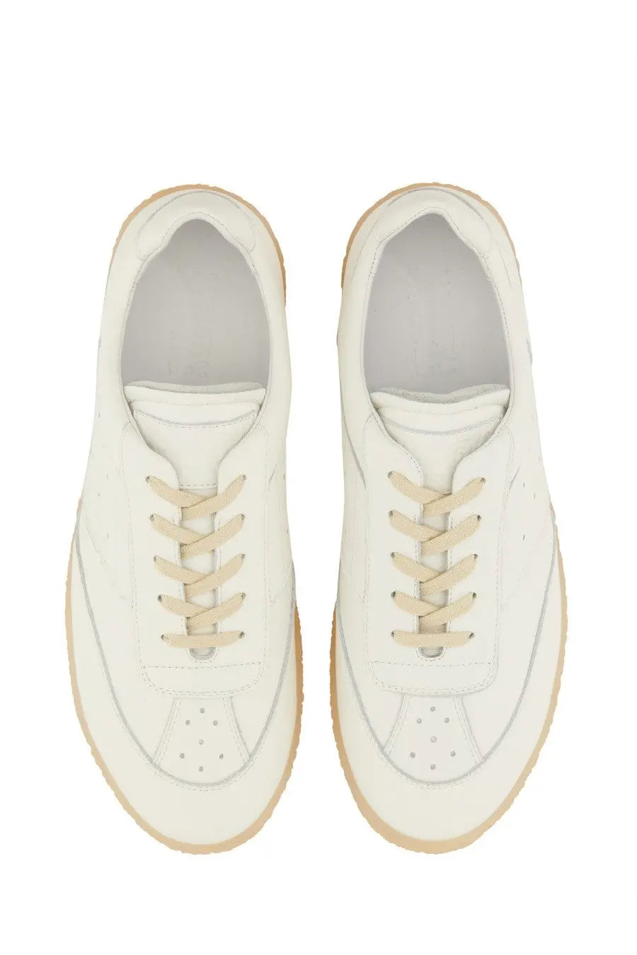 Mm6 maison margiela men’s sneaker court white white leather with beige laces and light tan rubber sole