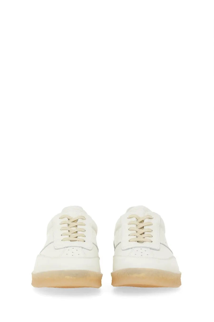 Mm6 maison margiela men’s white leather sneakers with beige laces and translucent gum sole in court style