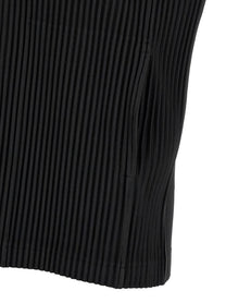 Homme Plissé Issey Miyake Monthly Colors: April Vest Black