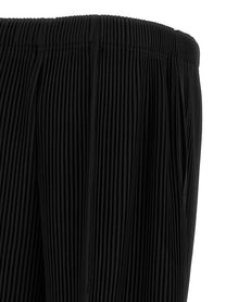 Homme Plissé Issey Miyake Monthly Colors: August Bermuda Shorts Black
