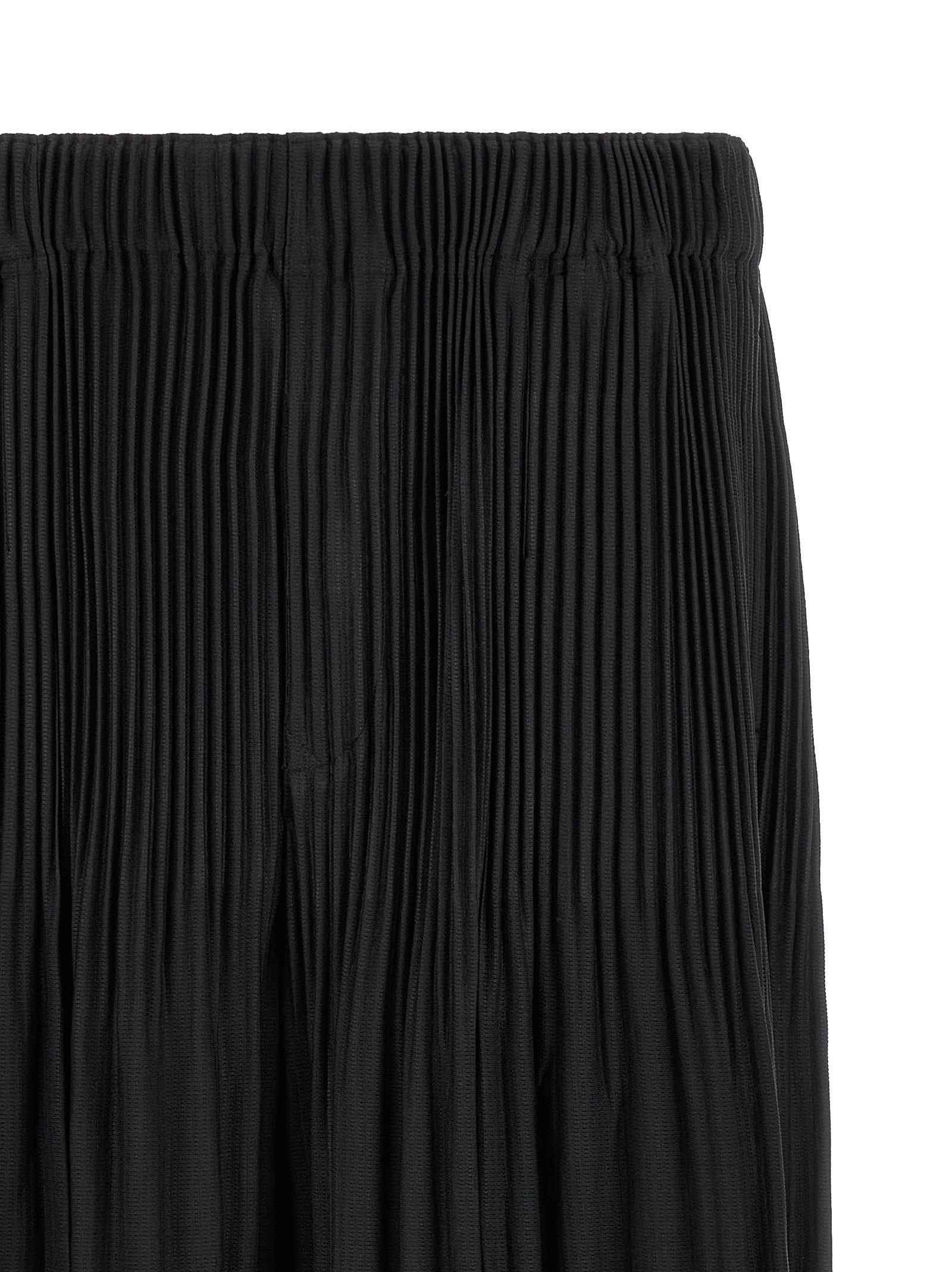 Homme Plissé Issey Miyake Monthly Colors: June Bermuda Shorts Black