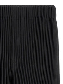 Homme Plissé Issey Miyake Monthly Colors: September Bermuda Shorts Black