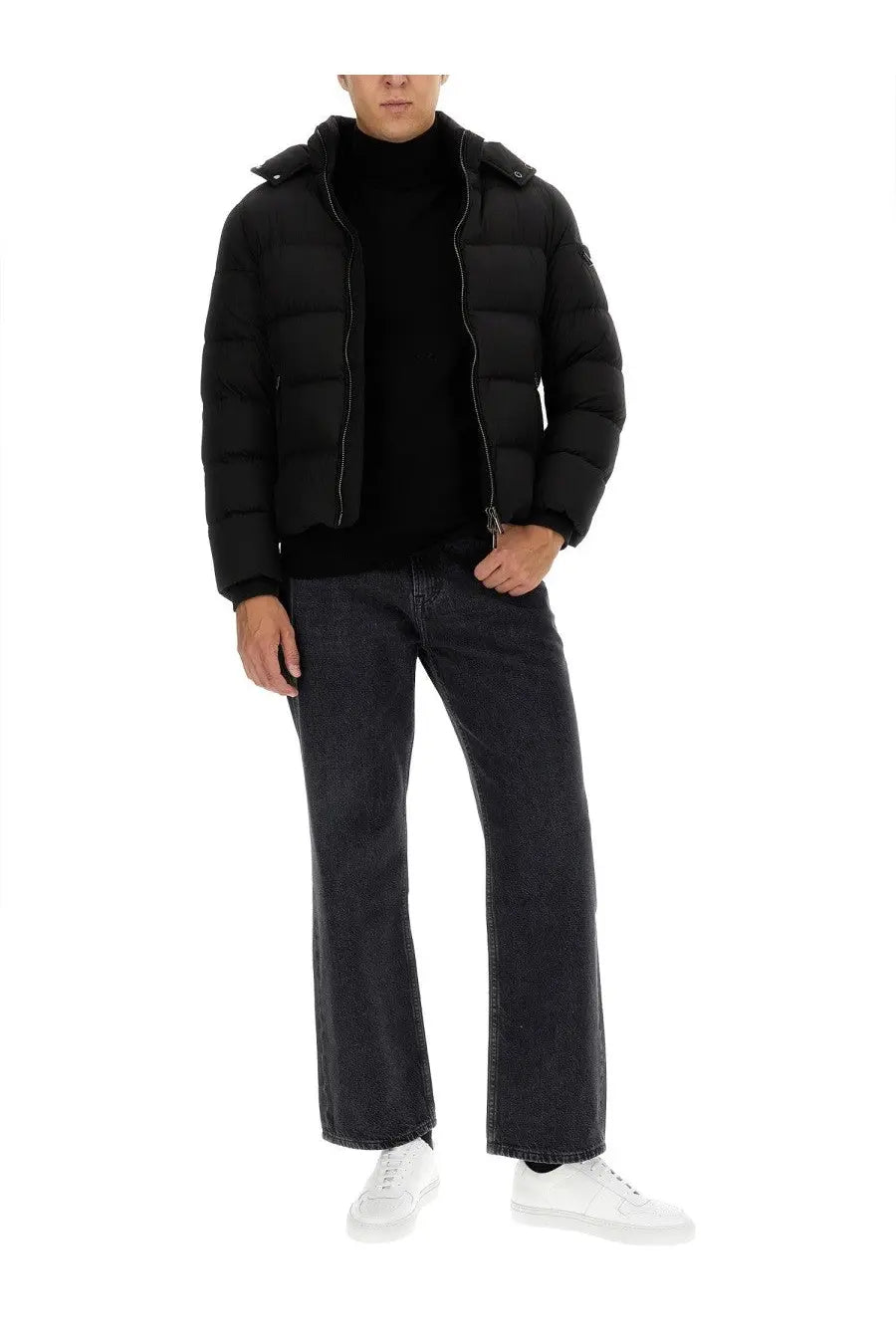 MooRER men’s black puffer jacket brett skt with quilted design and hood for cold weather protection