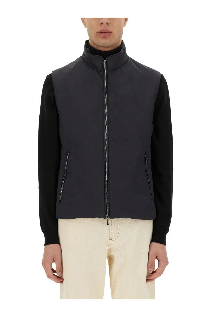 MooRER men’s Senio Skt vest blue dark gray quilted with high collar and front zipper worn over black long-sleeved shirt
