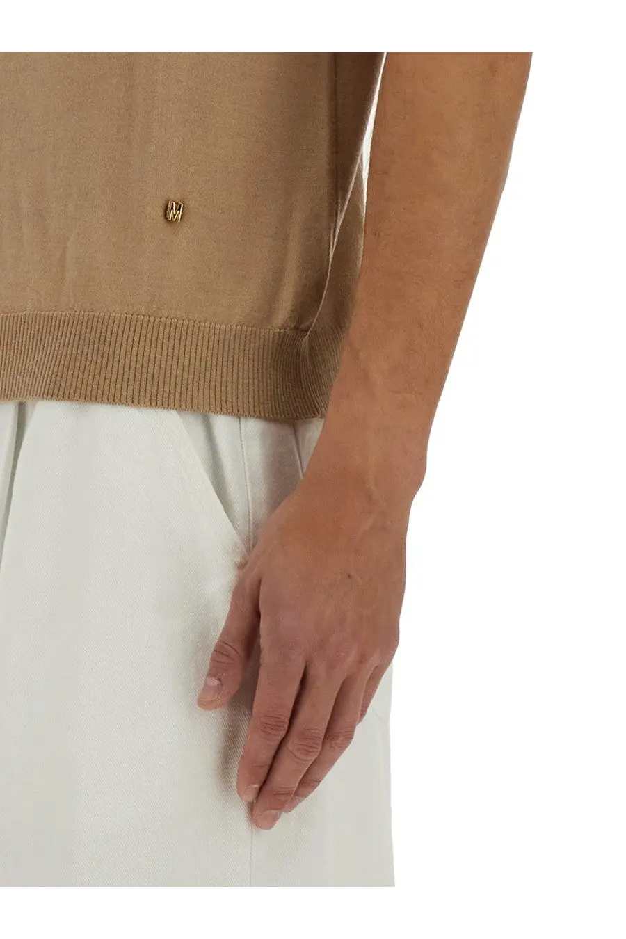 Moschino men’s beige wool and silk knit sweater with ribbed hem and small gold logo button
