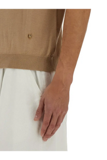 Moschino men’s beige wool and silk knit sweater with ribbed hem and small gold logo button
