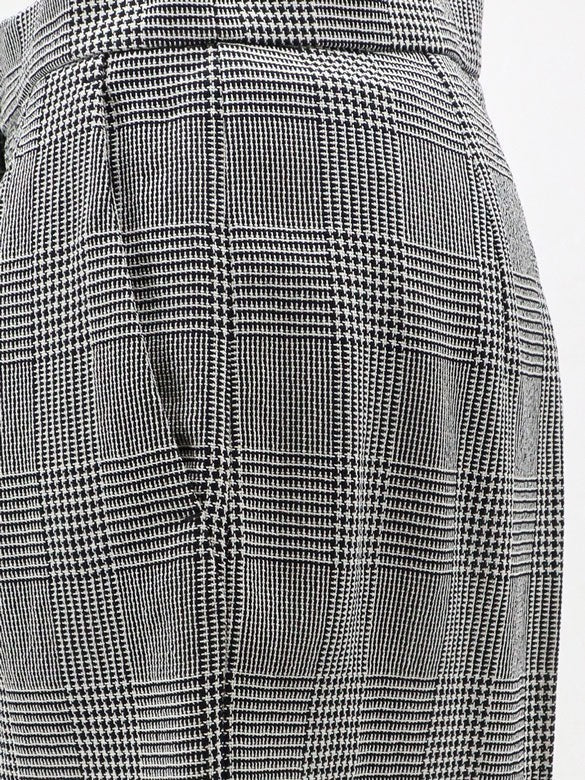 Max Mara Women's Mxmagoraio Virgin Wool Shorts White