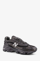 New Balance Men's Low Top Mesh Sneakers Black, view 2