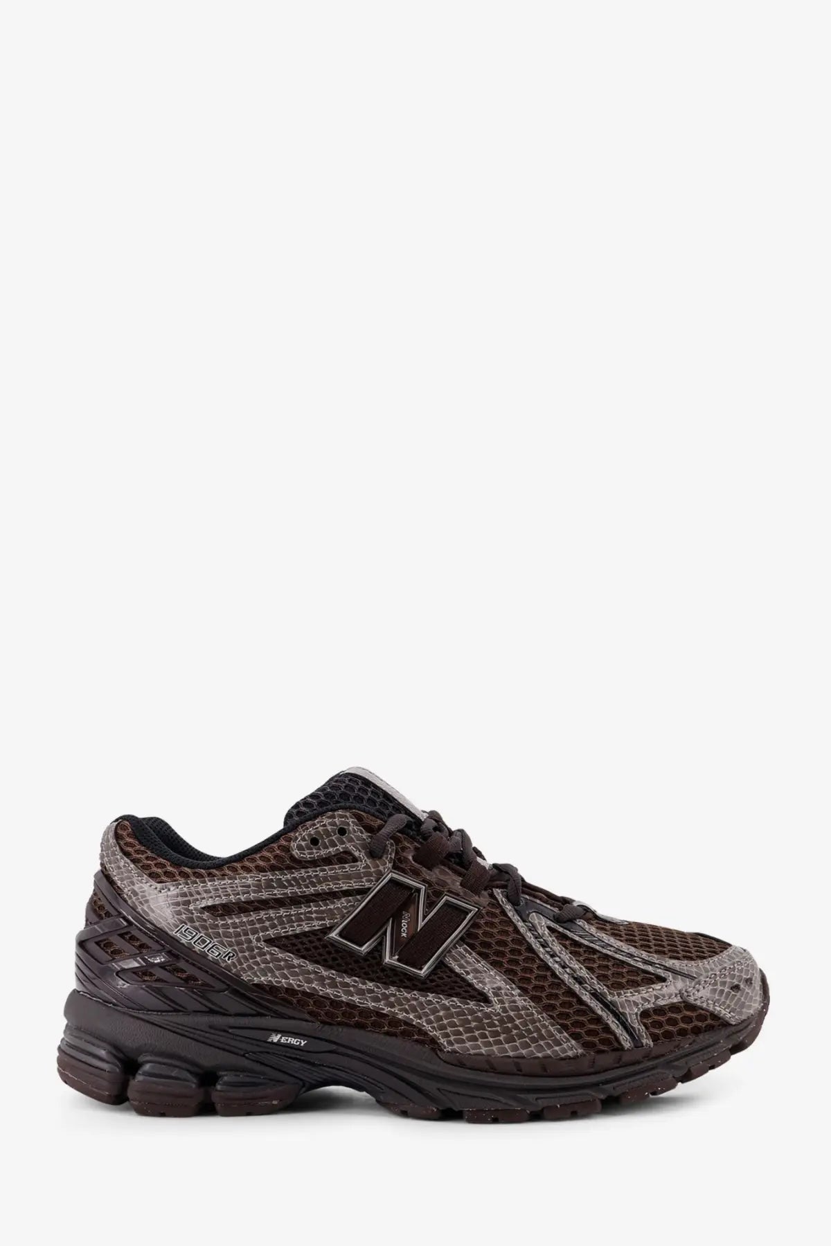 New Balance men’s mesh sneakers grey with dark brown snakeskin-patterned upper and black laces
